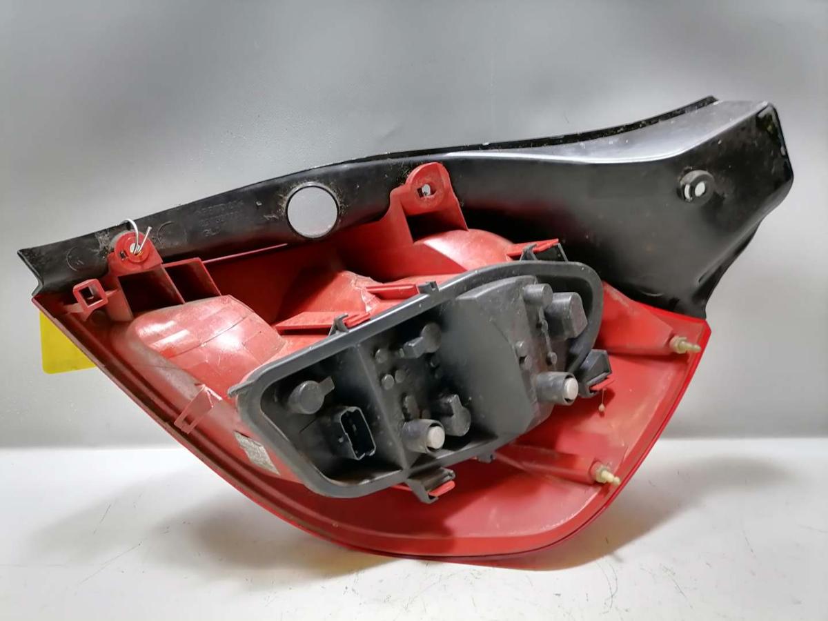 Renault Clio III original Rücklicht Rückleuchte links Fließheck Vorfacelift BJ05